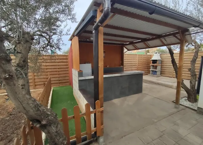Chalet En El Aljarafe A 15 Min De Sevilla